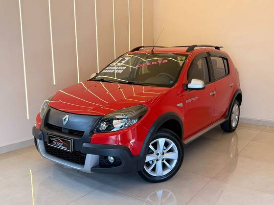 RENAULT SANDERO 1.6 STEPWAY 16V FLEX 4P AUTOMÁTICO